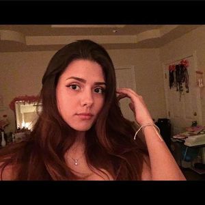 Meet your Posher, Lidia